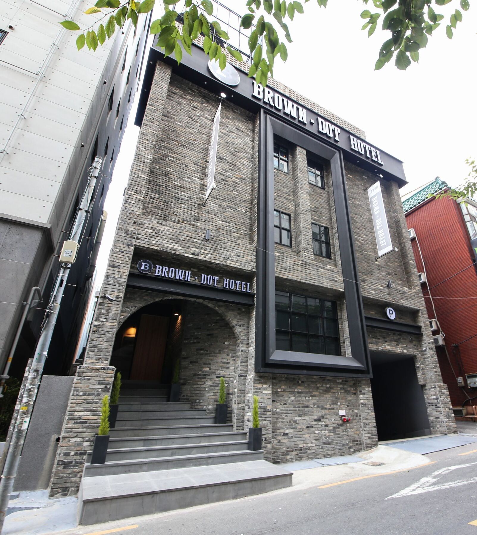 Brown Dot Hotel Yangjeong Puszan Kültér fotó
